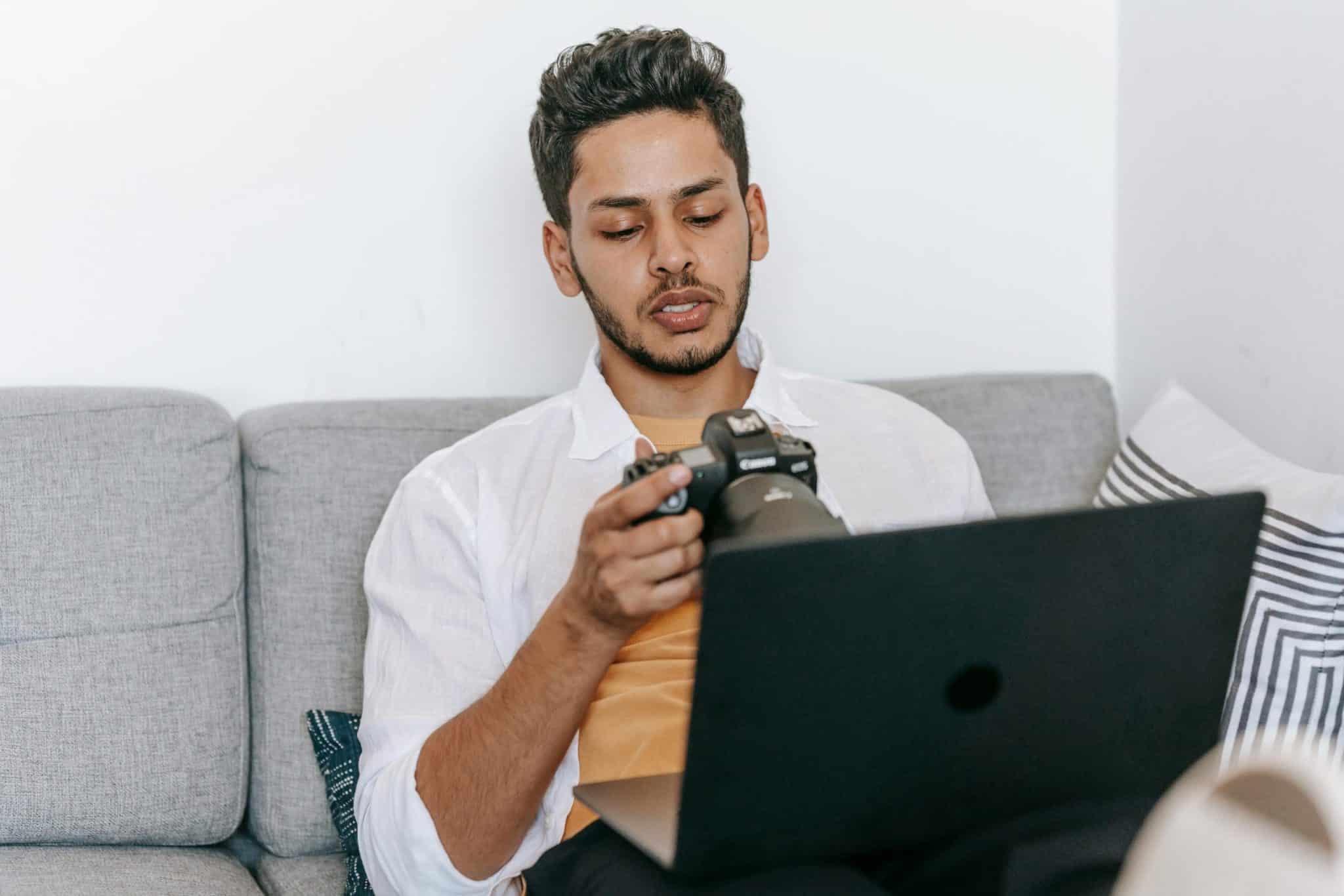 The Art of Effective Job Searching in the Digital Age